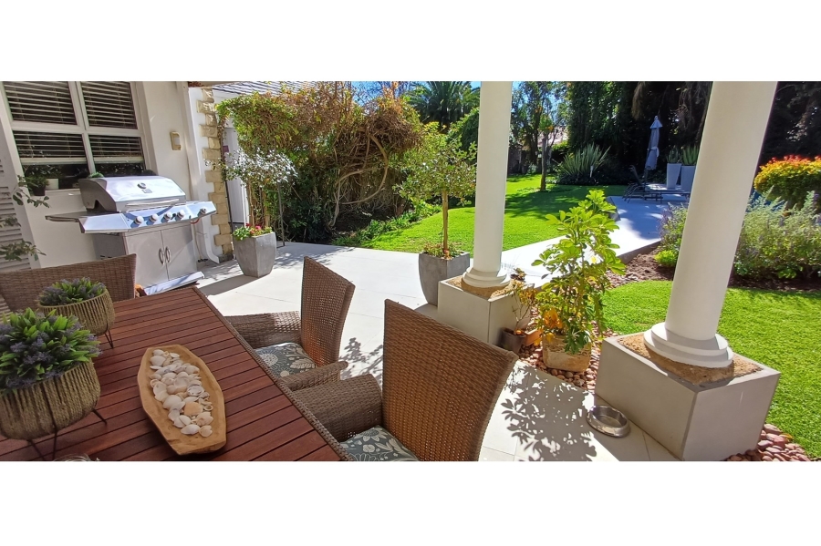 5 Bedroom Property for Sale in Jim Fouchepark Free State